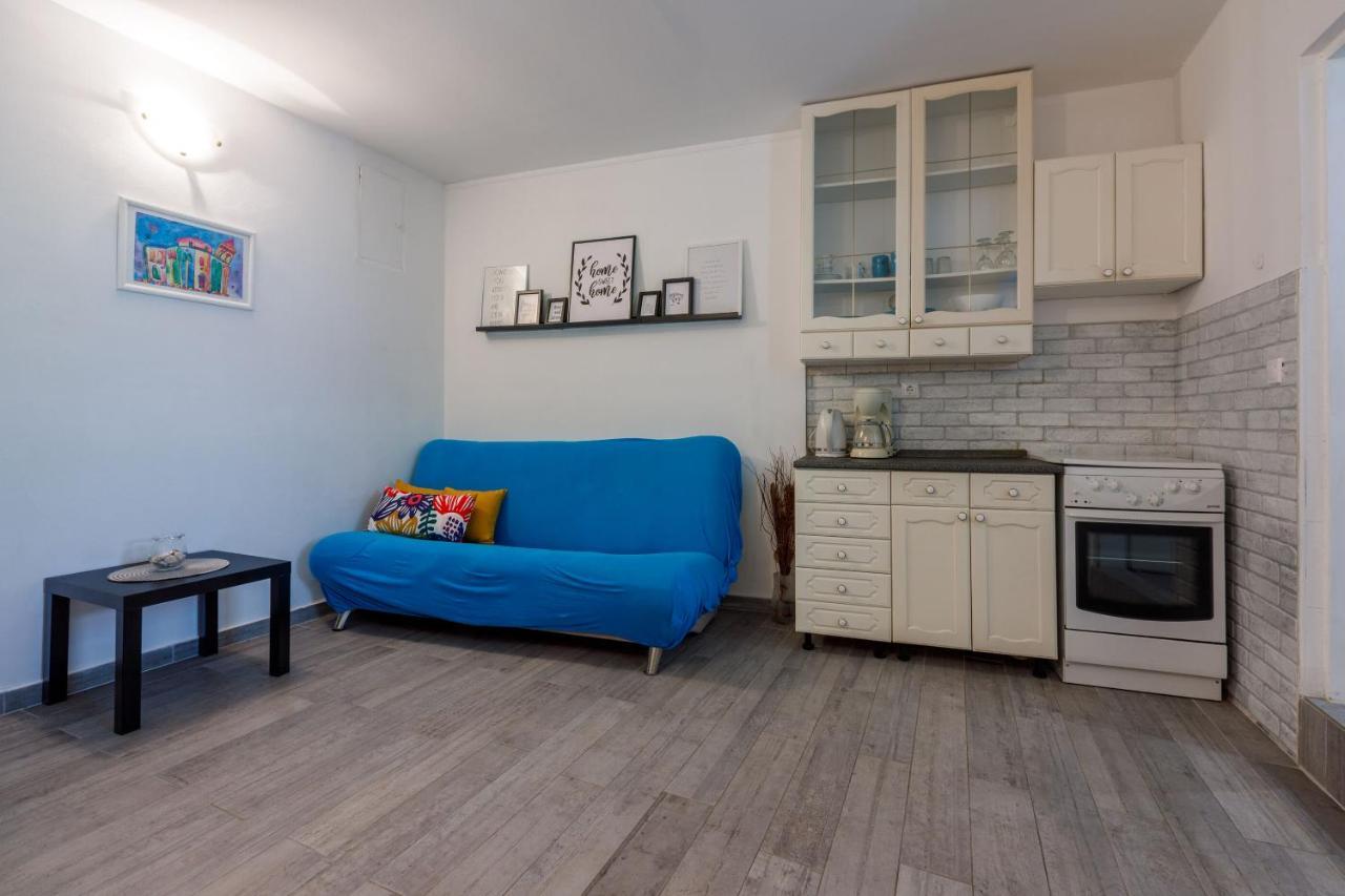 Apartments Kalla 크리크베니카 외부 사진