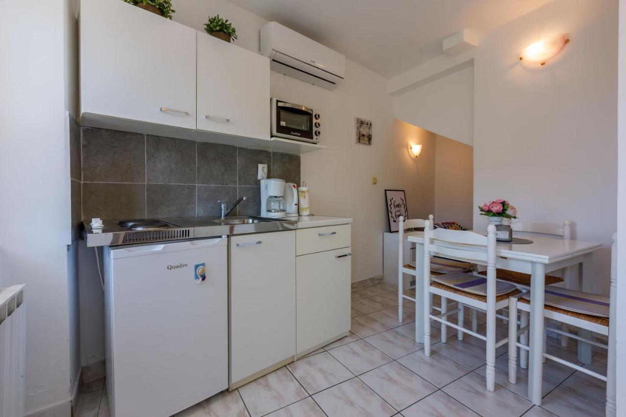 Apartments Kalla 크리크베니카 외부 사진